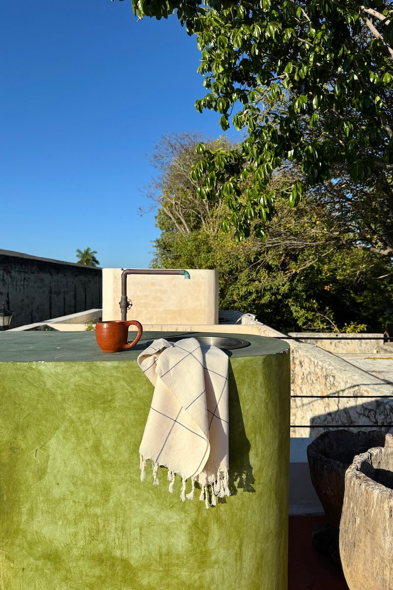 Salento hand towel